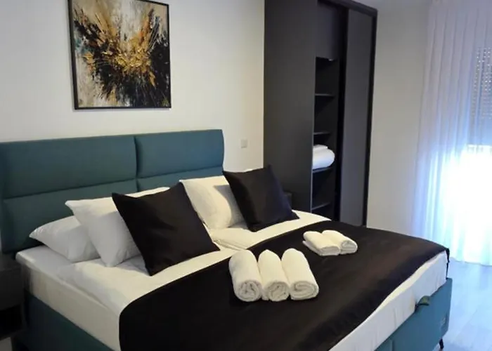 Apartment Skydeck8 *